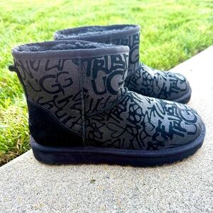 UGG Classic Mini Sparkle Graffiti Boots Black | Women’s 8 | NWT